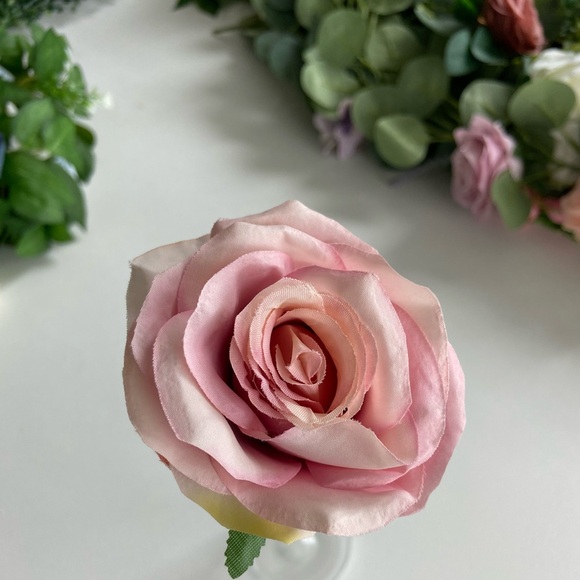 Realistic Large Silk Roses Flowers Various Colors  - 48 piece set - Picture 14 of 16